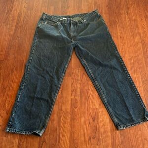 Men’s Carhartt jeans size 44 x30. Relaxed fit.